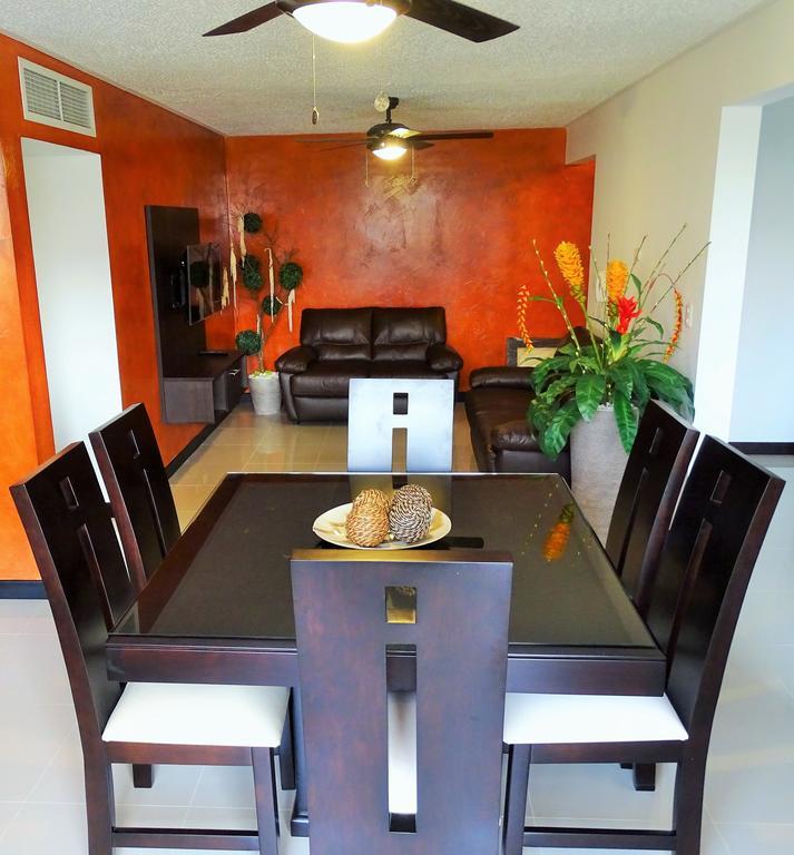 Jaco Costa Linda Condo Room photo